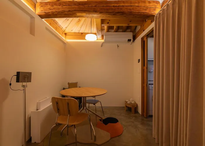 Luxury Hanok Sohomiga